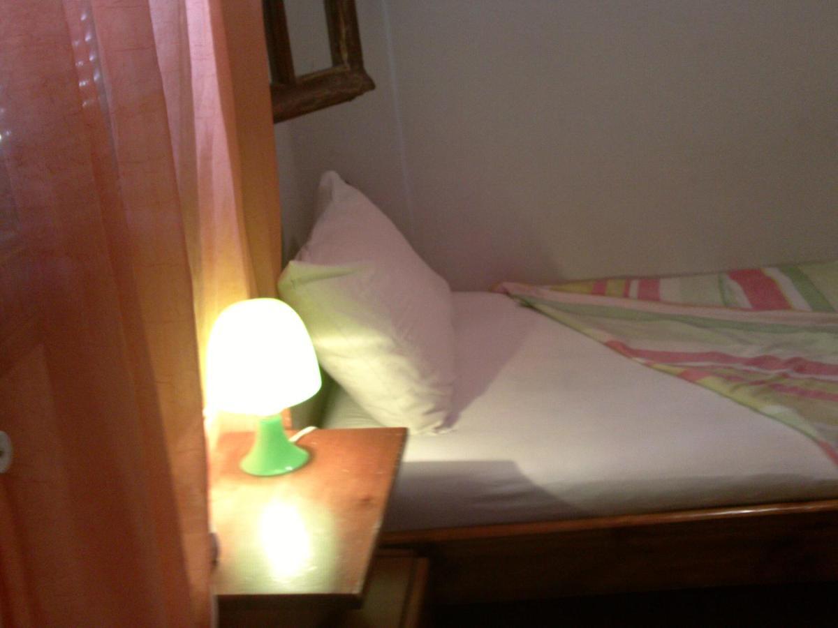 Just Simple Hostel Kalamata Ngoại thất bức ảnh