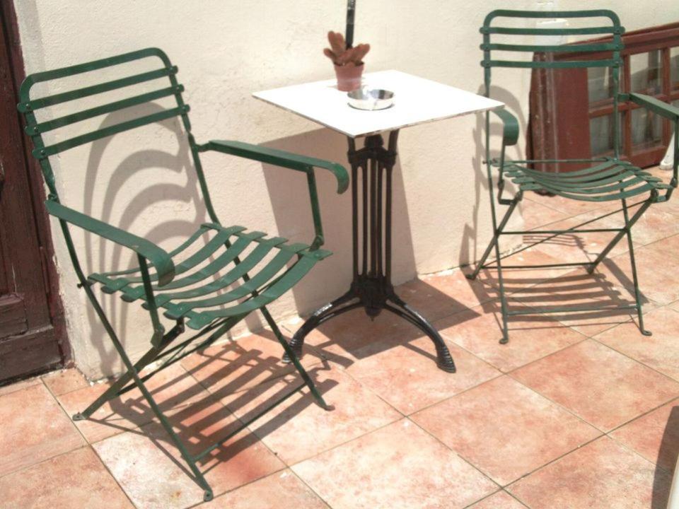 Just Simple Hostel Kalamata Ngoại thất bức ảnh